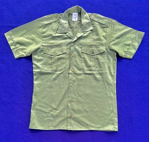 Rhodesian Army Olive Green STATESMAN Shirt - Size 38 - As New