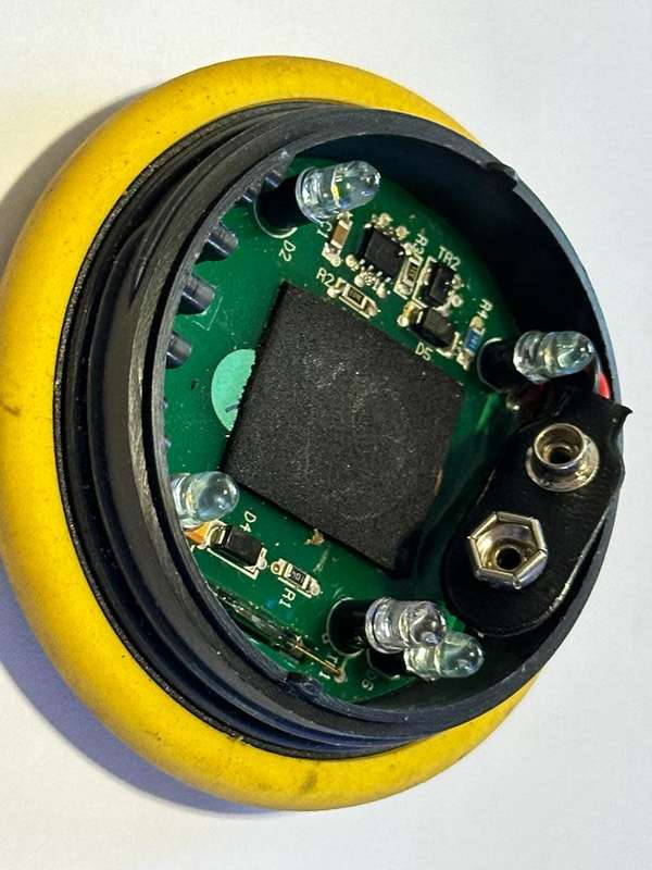 SA SPECIAL FORCES Yellow Rubber Light Beacon, used by Operators - HALO Jumps
