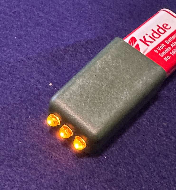 SA SPECIAL FORCES Kit Beacons, used by Operators - (3 Yellow lights and 1 Red light)