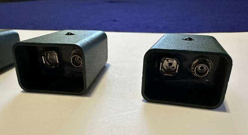 SA SPECIAL FORCES Kit Beacons, used by Operators - (3 Yellow lights and 1 Red light)