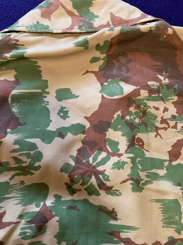 SAP Koevoet Camo Jacket with Liner, JOHN ROWETT & SONS, Size Medium (Multiple Starburst Patterns)