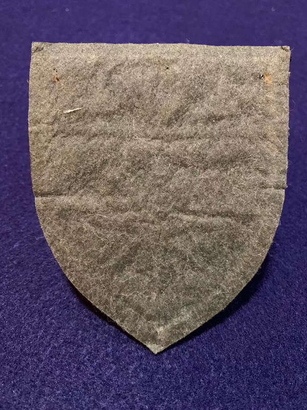 1 Recce Regiment Cotton Tracksuit Badge (Variation) - 90mm long x 75mm wide