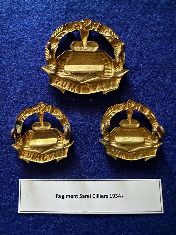 Regiment Sarel Cilliers 1954+, Cap Badge and Set of Collar Badges
