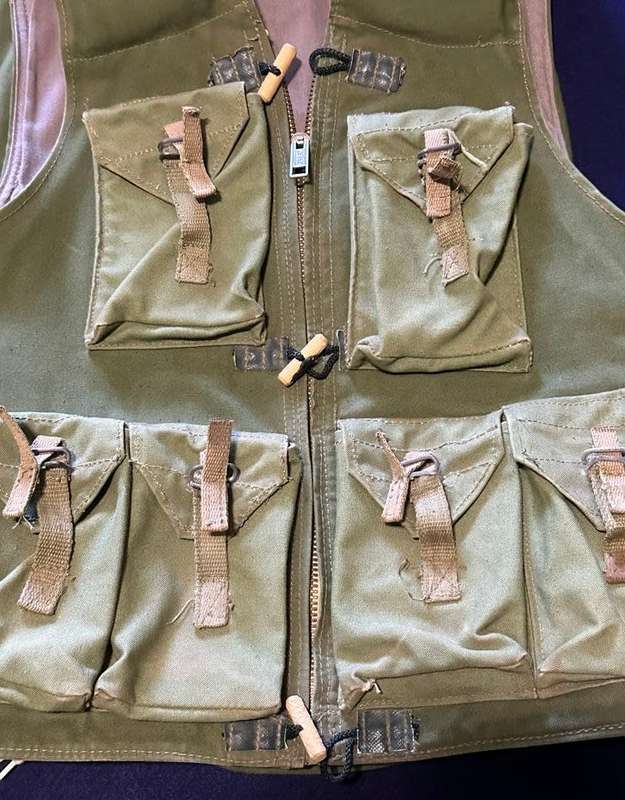 SUPERB RHODESIAN OLIVE GREEN FIRE FORCE VEST, Made by NORTH PRODUCTS Rhodesia, Size 92cm (MINT)