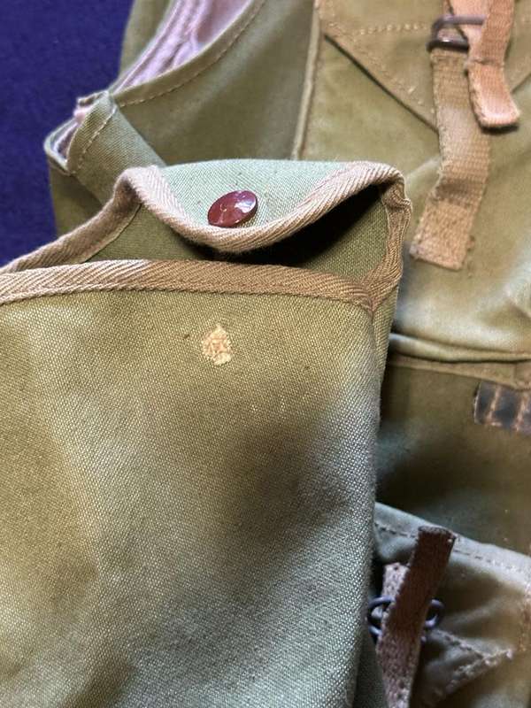 SUPERB RHODESIAN OLIVE GREEN FIRE FORCE VEST, Made by NORTH PRODUCTS Rhodesia, Size 92cm (MINT)