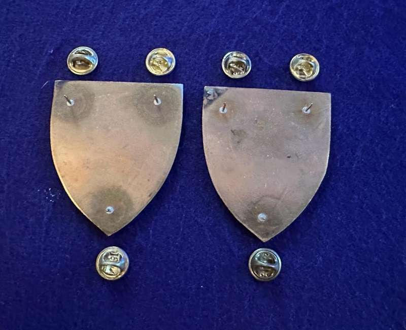 1 Parachute Battalion 1st Issue Metal Flash - 1 Set