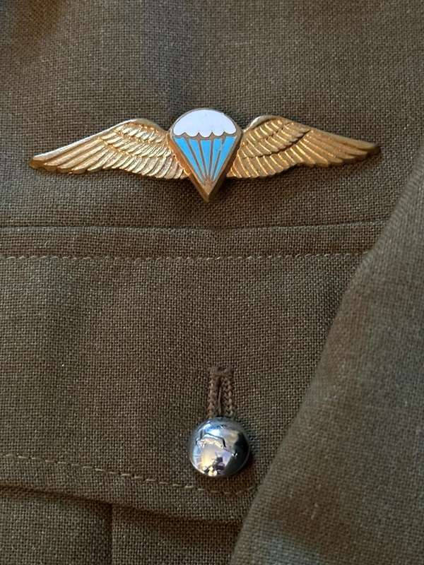 1 Parachute Battalion Tunic, complete with Flashes, Skietbalkie, Nametag, Wings and Corporal Rank