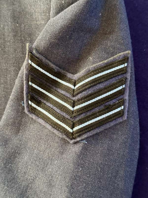 SAAF Airforce Tunic Complete with Rank of Sergeant, Manufactured 1981 by VEKA BEPERK