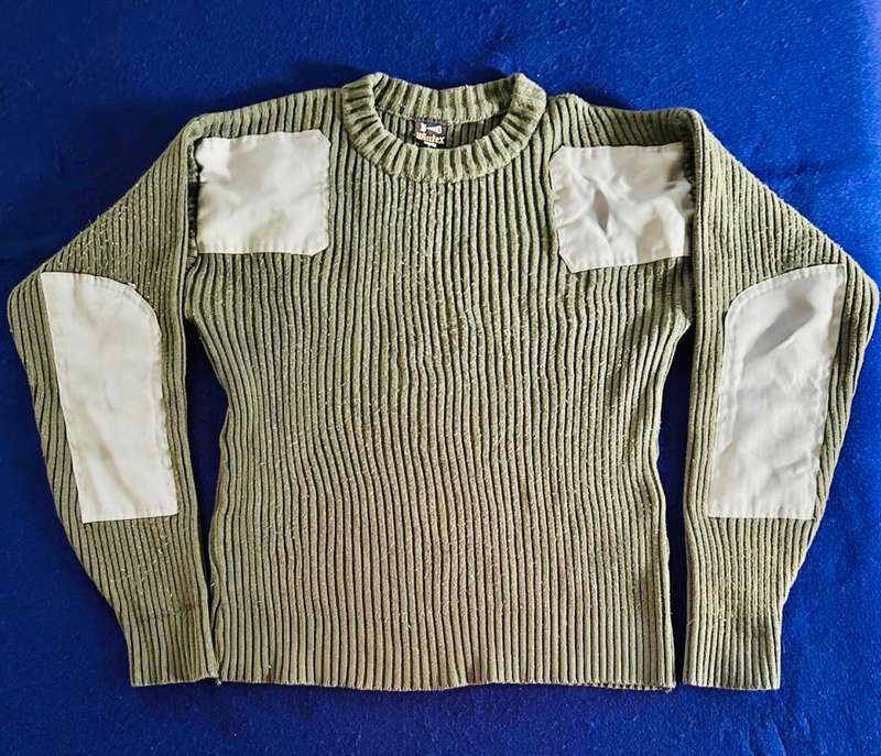 RHODESIAN Dappled Green Jersey with Khaki Padding - Made by Wintex, Rhodesia - Small