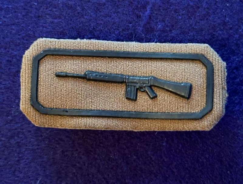 SA Army Marksman Qualification Badge - Rubberised Pin-on Type