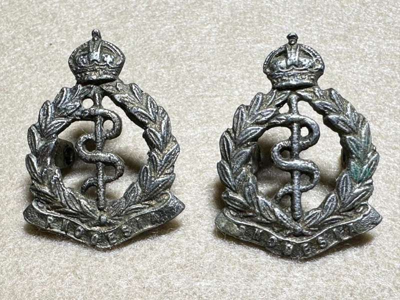 Rhodesian Medical Corps - CAST COLLARS x 2 - SILVER