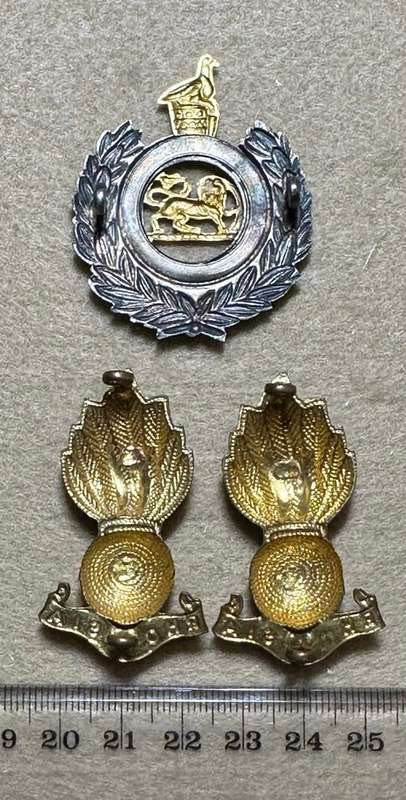Rhodesian Corps of Engineers - SET Cap and Collar Rhodesia with Bird