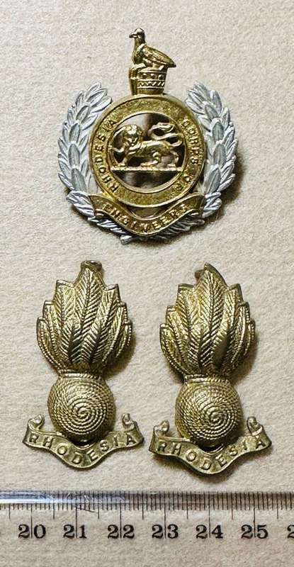 Rhodesian Corps of Engineers - SET Cap and Collar Rhodesia with Bird