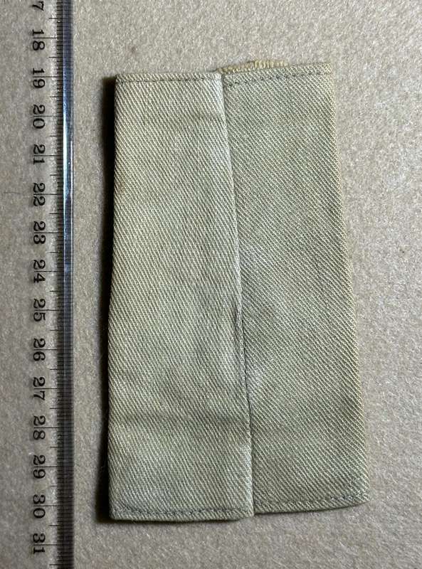 Rhodesian Forces - SINGLE CAPT RANK BOARDS/SLIP ONS WW2 WITH EMBROIDERED RHODESIA TITLE