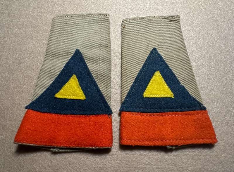 Rhodesian Forces - SET SA 6TH ARM DIV SLIP ONS - GREAT SET