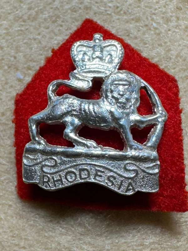 Rhodesia Womans Services - Mess Dress Collars - Pair - QC with backing