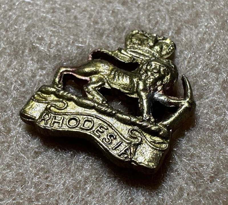 Rhodesia Womans Services - Mess Dress Collars - Single - QC - Variant 1
