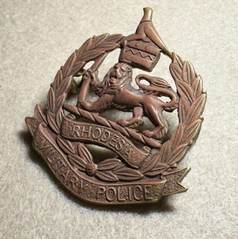 Rhodesian Corps of Military Police 1970-1980 - Cap Badge, Brass with Bird - Variation 1