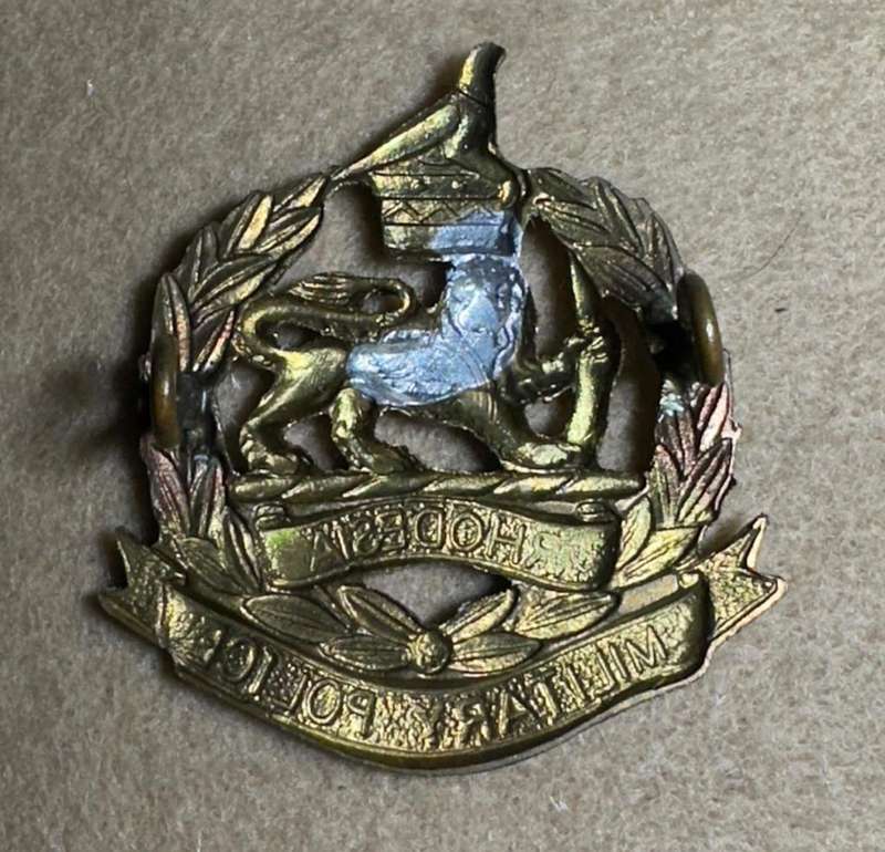 Rhodesian Corps of Military Police 1970-1980 - Cap Badge, Brass with Bird - Variation 2