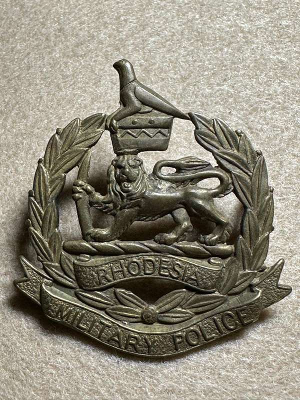 Rhodesian Corps of Military Police 1970-1980 - Cap Badge, Brass with Bird - Variation 4