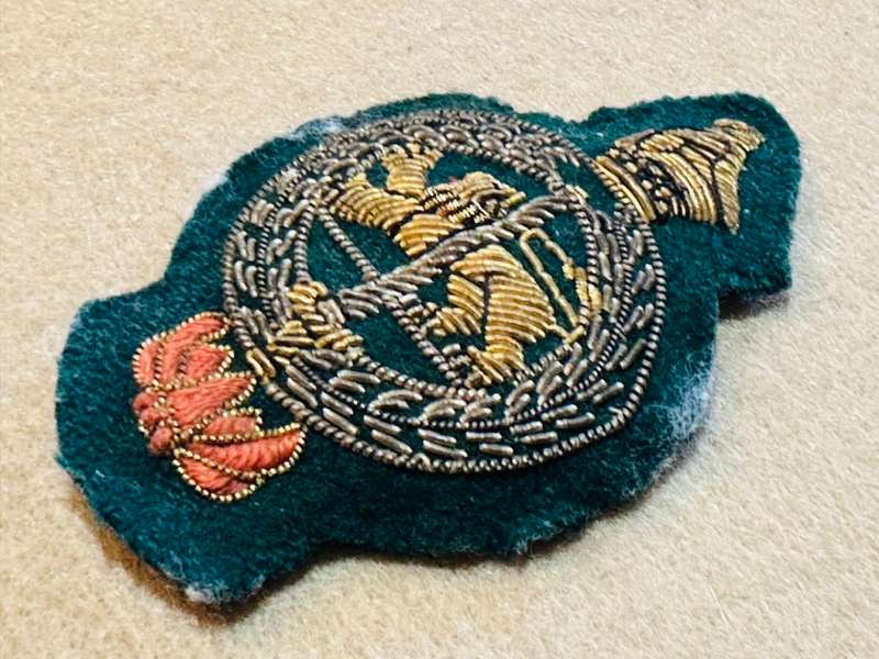 Rhodesian Prison Service Bullion Wire Officers Cap Badge with Bird