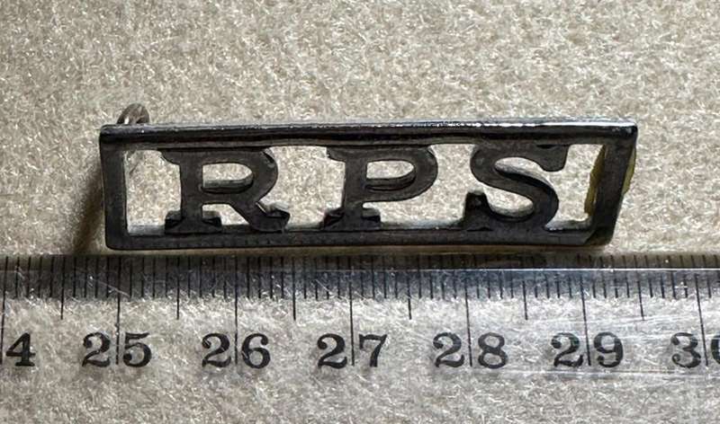 Rhodesian Prison Service - RPS CHROME SHOULDER TITLE, One lug missing
