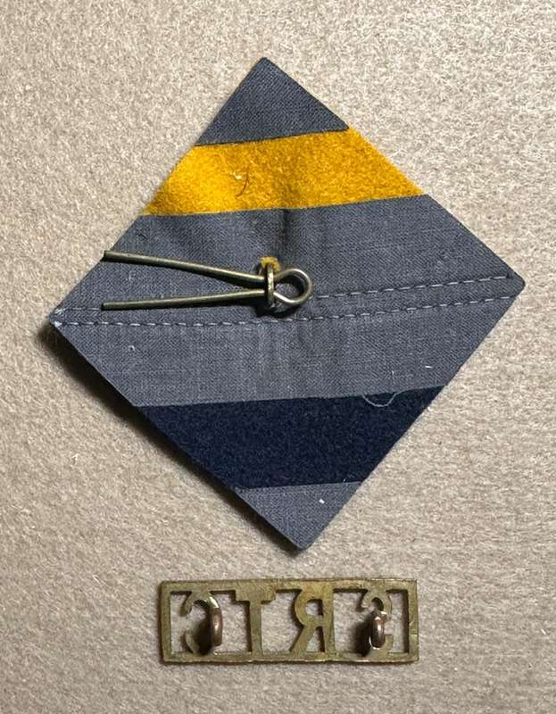 Southern Rhodesia Corps of Motor Transport - BERET AND COLLARS SINGLE SHOULDER TITLE SRTC OFFICERS