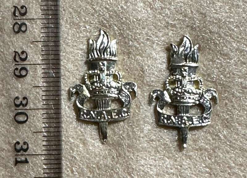 Rhodesian Educational Corps - PAIR ANNODISED COLLARS