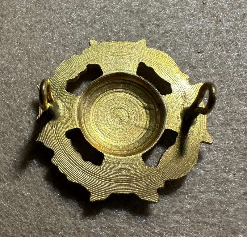 Rhodesian Corps of Chaplains - SINGLE BRASS BERET BADGE