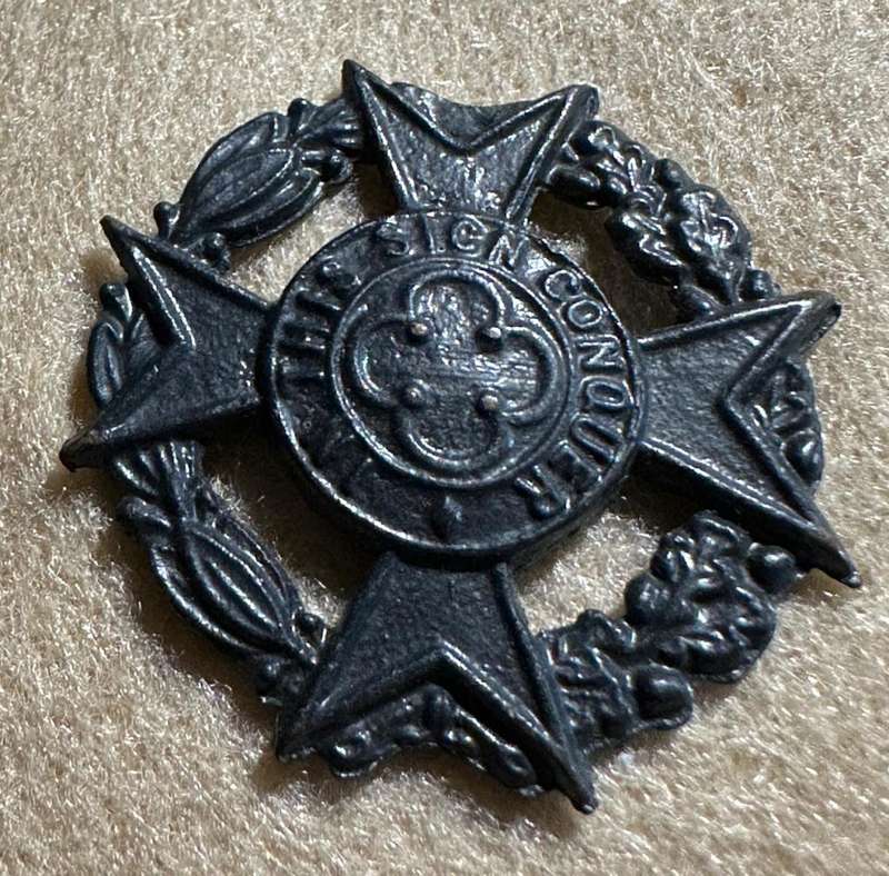 Rhodesian Corps of Chaplains - SINGLE BLACKENED BRASS BERET BADGE