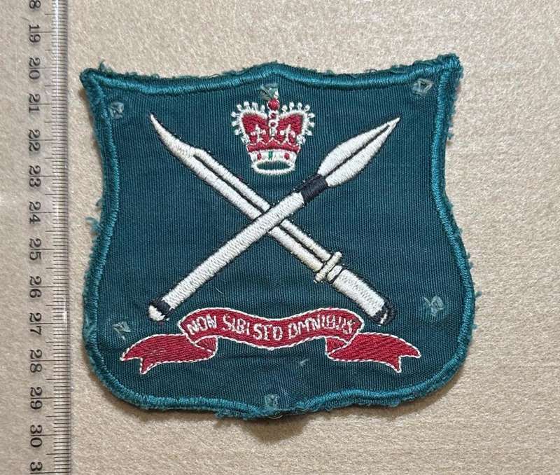 Rhodesian School of Infantry - 1 GREEN BLAZER BADGE QC, with Press-studs on back