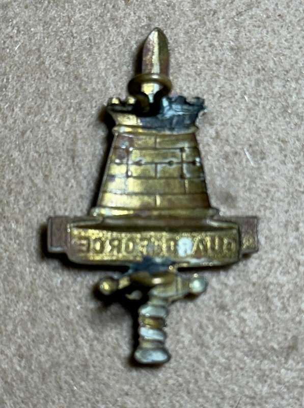 Rhodesian Guard Force - Brass Cap Badge - Variation 3