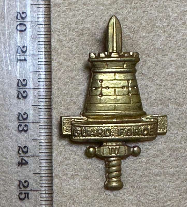 Rhodesian Guard Force - Brass Cap Badge - Variation 5