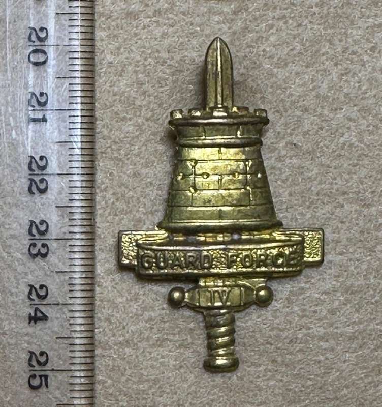 Rhodesian Guard Force - Brass Cap Badge Gilt - Variation 2