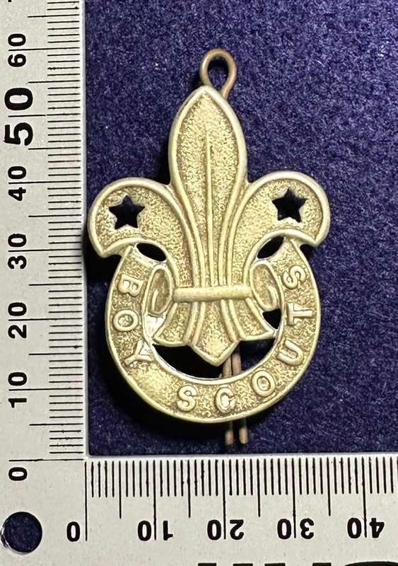 Rhodesian Boy Scouts - CHROME HAT BADGE