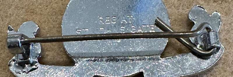 Rhodesian ST JOHNS - BROOCHE, Registered at St Johns Gate, London