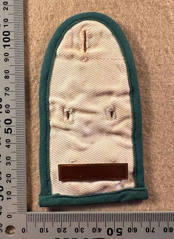 Rhodesia NURSING -EPPAULETTES RED BAR