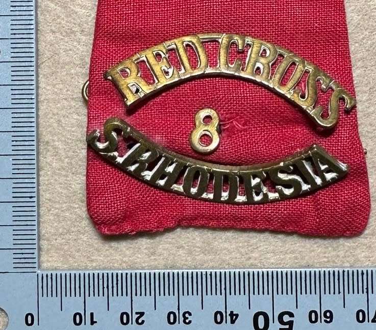 Rhodesia RED CROSS - RED CLOTH EPPAULETTE RED CROSS SOUTHERN RHODESIA NO 8
