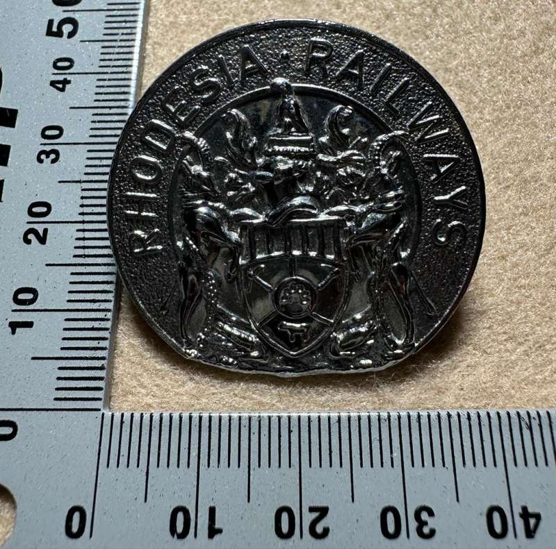 Rhodesian Railways - SOLID CHROME CAP BADGE - VERY RARE