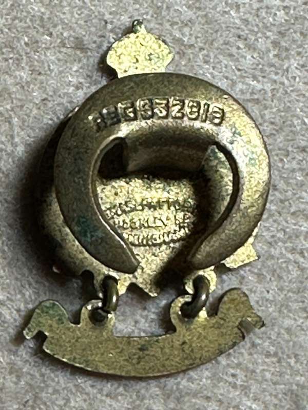 Rhodesia BRITISH EMPIRE SERVICE LEAGUE - BESL KINGS CROWN 2 PIECE  - LAPEL BADGE - 1924