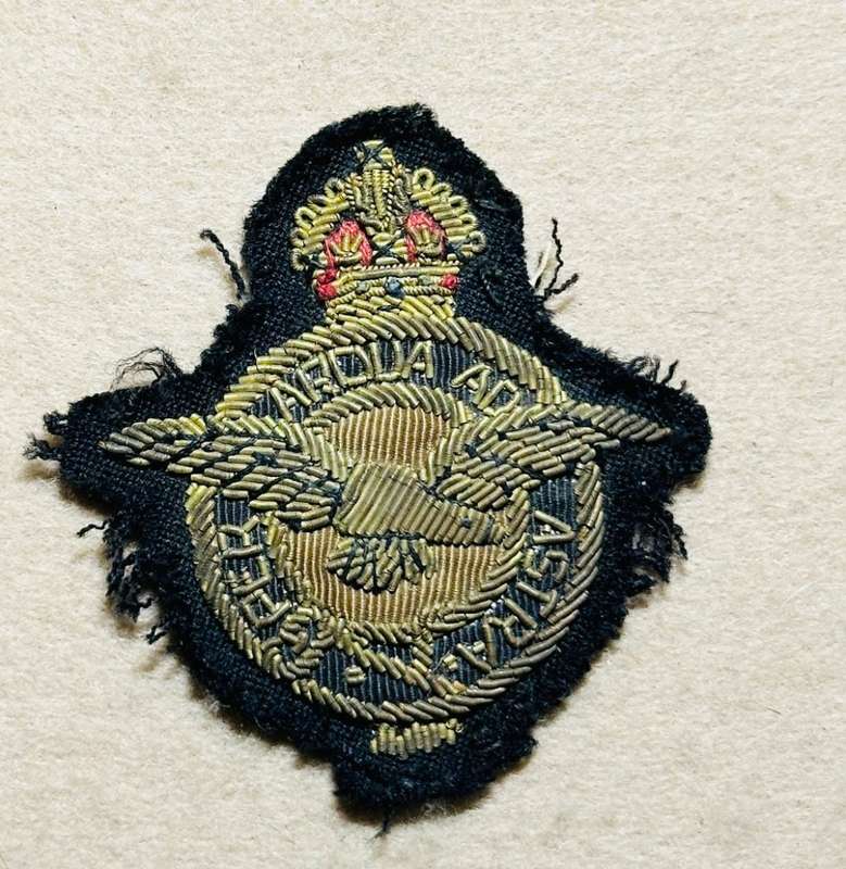 Rhodesian Air Force - RAF QC OFFICERS BULLION CAP BADGE WWII
