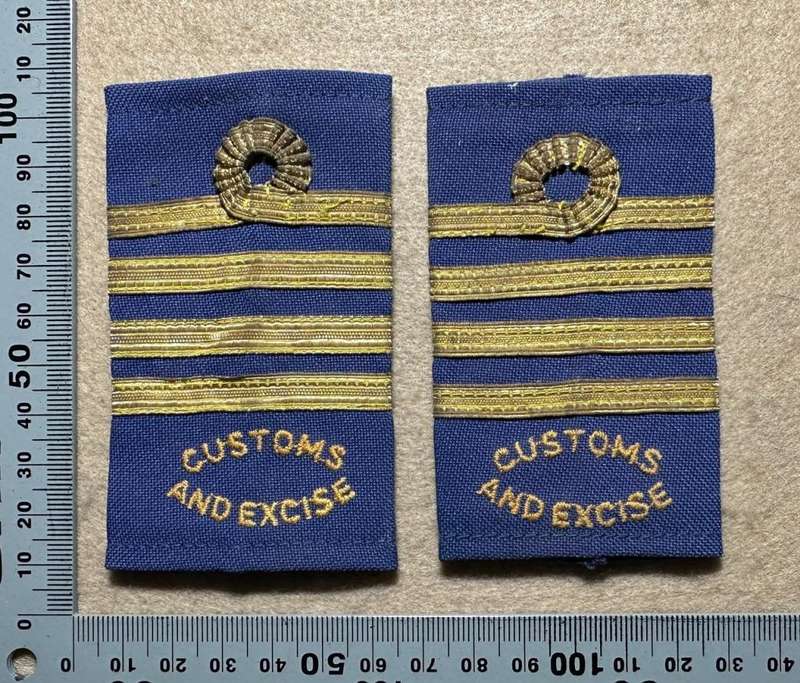 Rhodesian CUSTOMS AND IMMIGRATION - SLIP ON 4 BAR RANK CUSTOMS (SET)