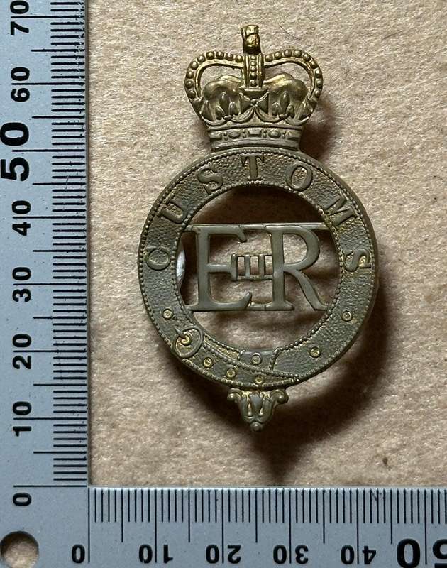 Rhodesian & Nyasaland - CUSTOMS - CUSTOMS CAP BADGES  - BRASS