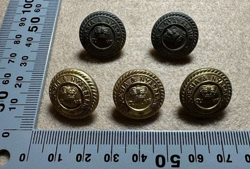 Rhodesian CUSTOMS AND IMMIGRATION - VARIED BRASS BUTTONS - SMALL, by DOWLER, BIRMINGHAM