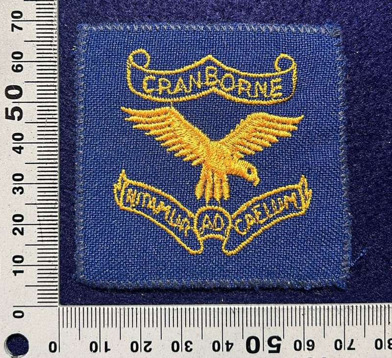 Rhodesian Air Force - RRAF CRANBOURNE SCHOOL BLAZER BADGE COTTON - motto REACH FOR THE SKY