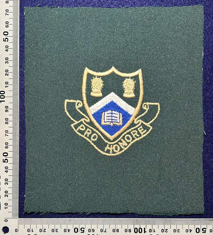 Rhodesian School Badge - CHAPLIN - MOTTO - PRO HONORE