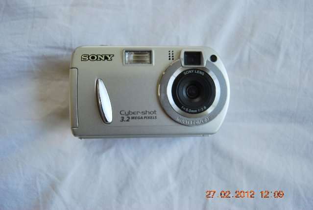 SONY CYBERSHOT CAMERA AS IS