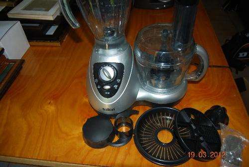 BRAND NEW SALTON KITCHEN MACHINE