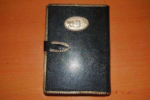 JEWISH BIBLE WITH ONE SIDE ENGLIS OTHER PAGE HERBREUWS
