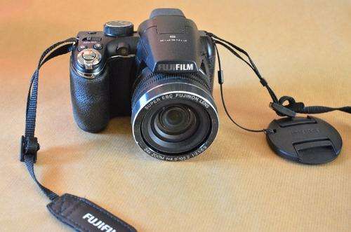 AS NEW FUJIFILM FINEPIX S2400 IN THE BOX